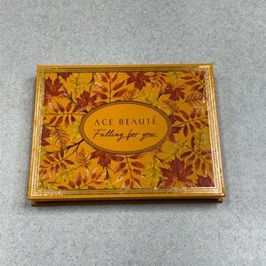 Ace Beauté Falling for You Eyeshadow Palette